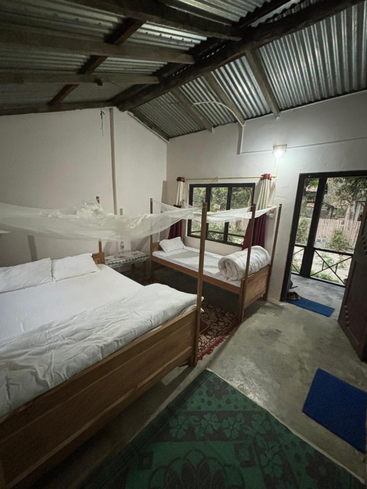 Nanu'S Bardiya Homestay Buitenkant foto